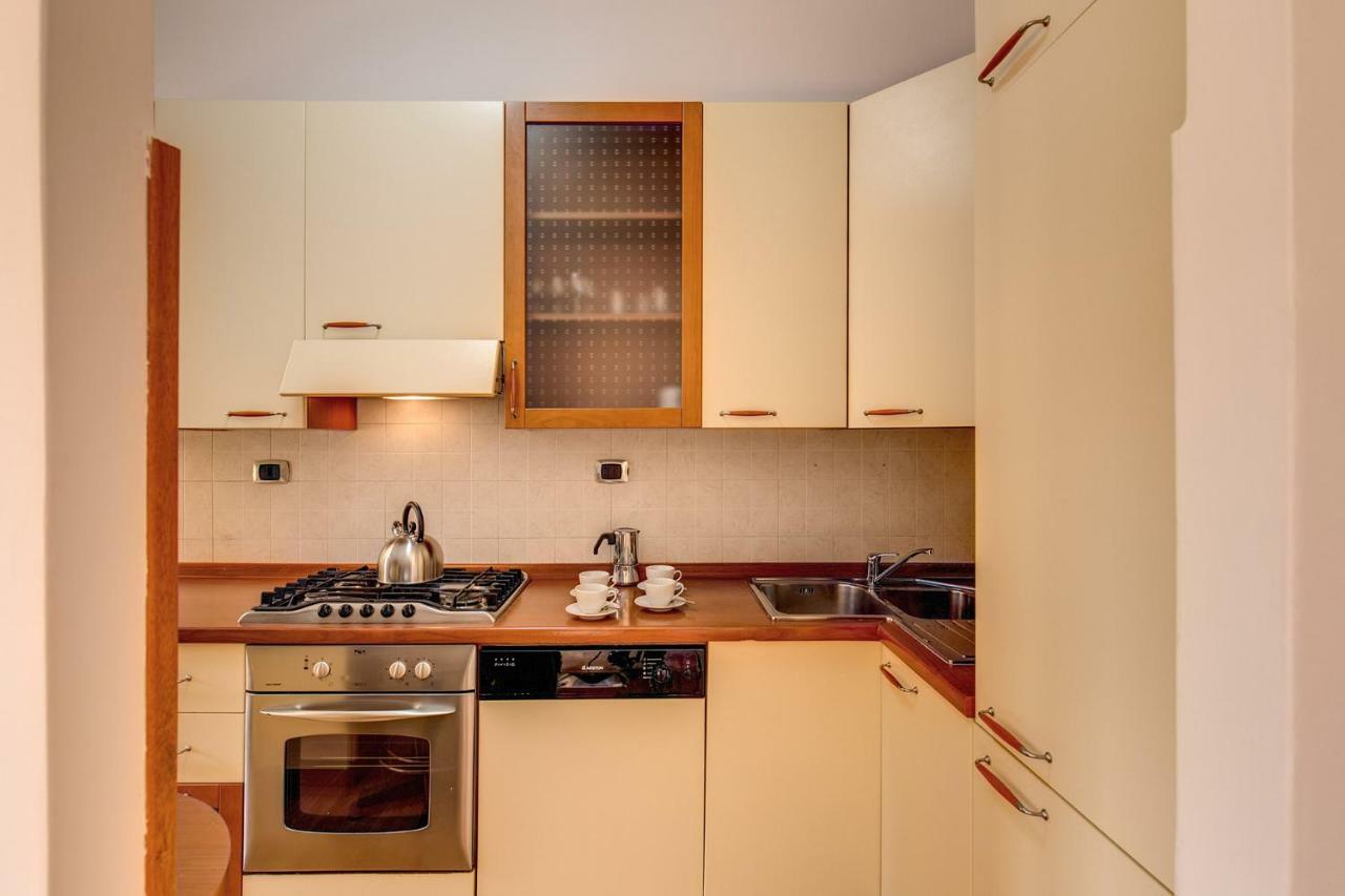 M&L Apartments - Ardesia Colosseo Roma Eksteriør bilde